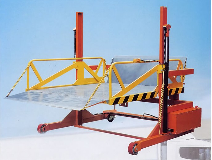 移動(dòng)式卸貨平臺(tái)